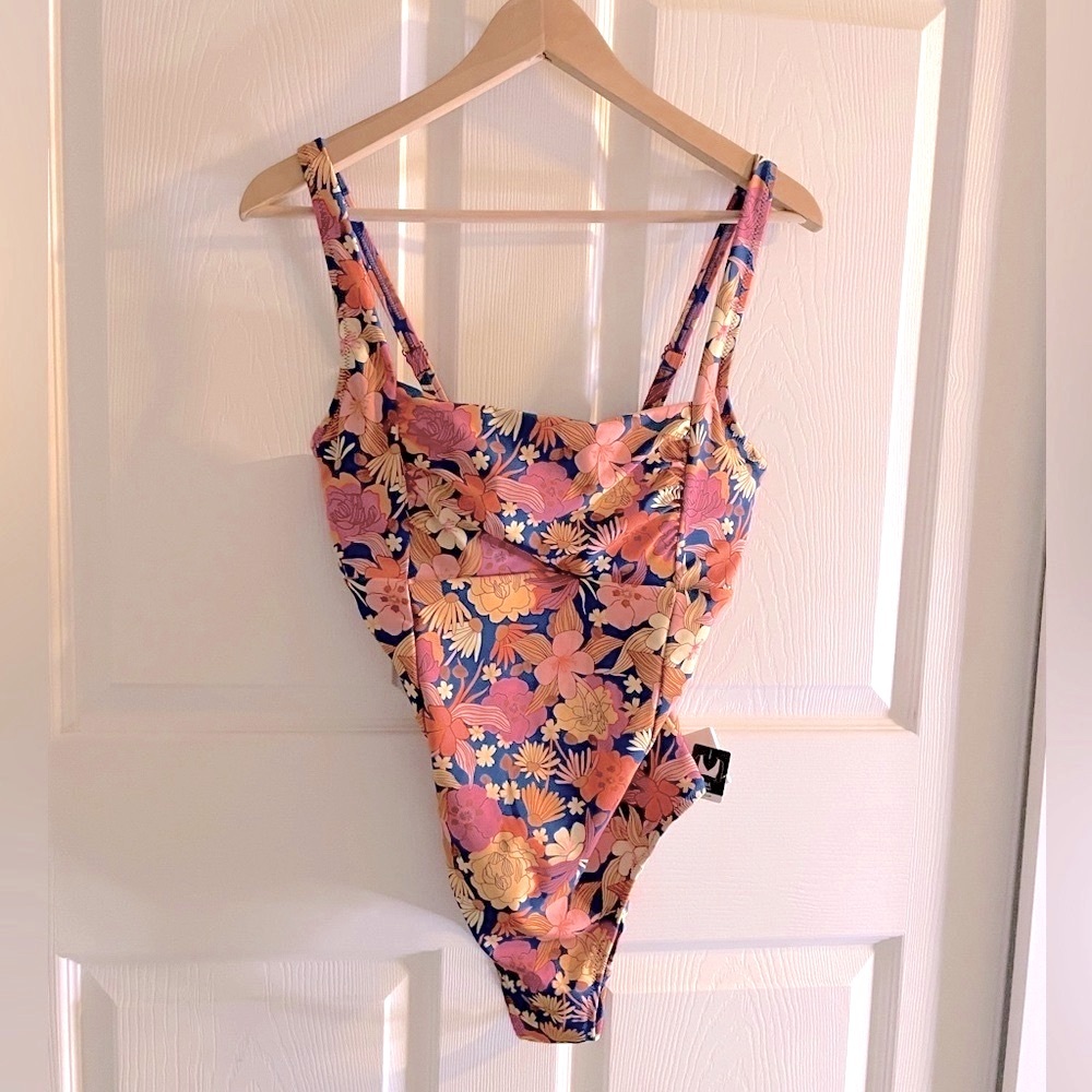 Rip Curl Kamari D-DD One Piece Swimsuit